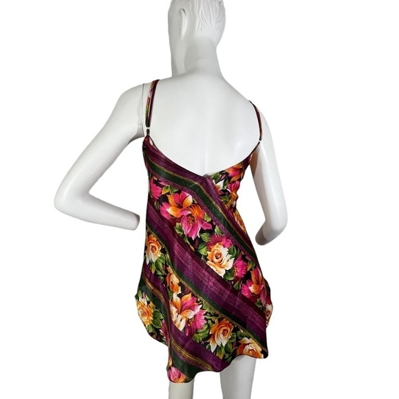 VICTORIA’S Secret Slip Dress - Picture 4 of 13